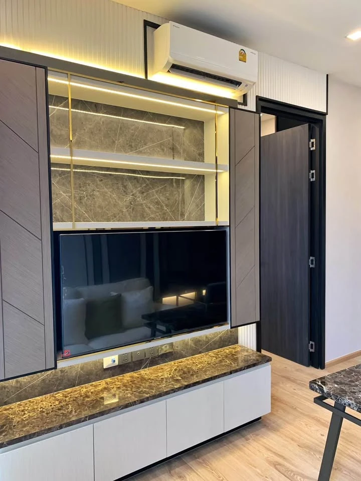 For Rent: NOBLE AROUND ARI. Front-facing unit with an unobstructed view. Fully furnished with built-in furniture and a complete set of appliances. Boo