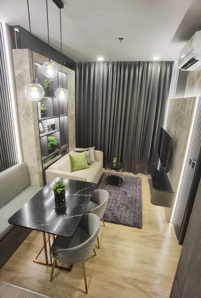 For rent: Noble Around Ari, ready-to-move-in unit, spacious, with high-quality built-in furniture. Book now before it's too late!+++