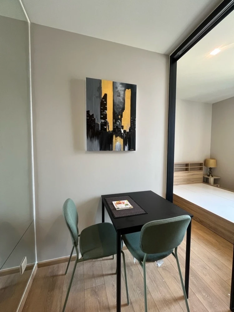 For rent: Noble Around Sukhumvit 33, 9th floor, fully furnished unit. Book now! (Hurry!)