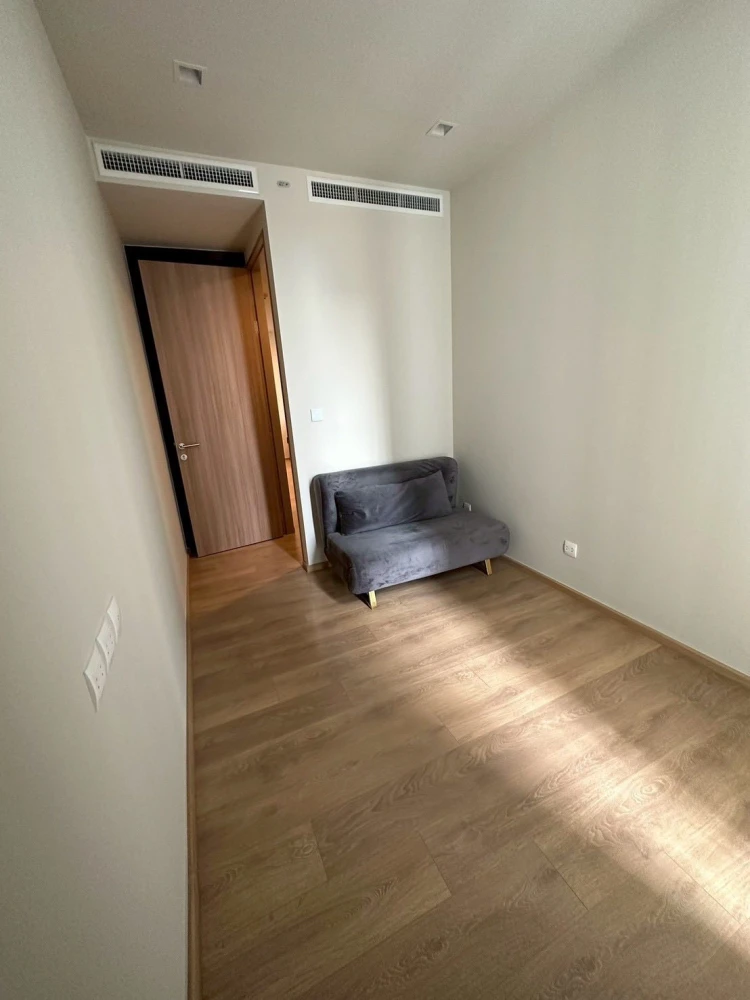 For rent: Noble Around Sukhumvit 33, ready to move in, fully furnished with appliances. Book now, don't miss out! +++