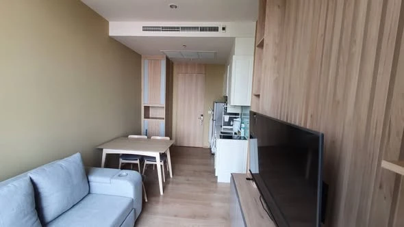 For rent: Noble BE 19, 1 bedroom, fully furnished, convenient location. Just bring your bags and move in!
