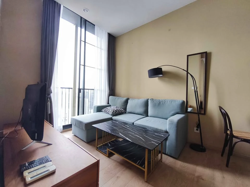 For rent: Noble BE 19, very high floor, modern style, fully furnished. Hurry, it'll be gone soon.