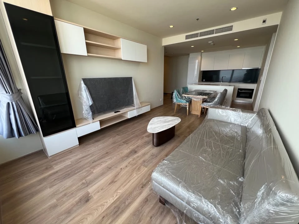 Noble Form Thonglor for rent, very high floor, beautiful city view, same floor as common area, very convenient.