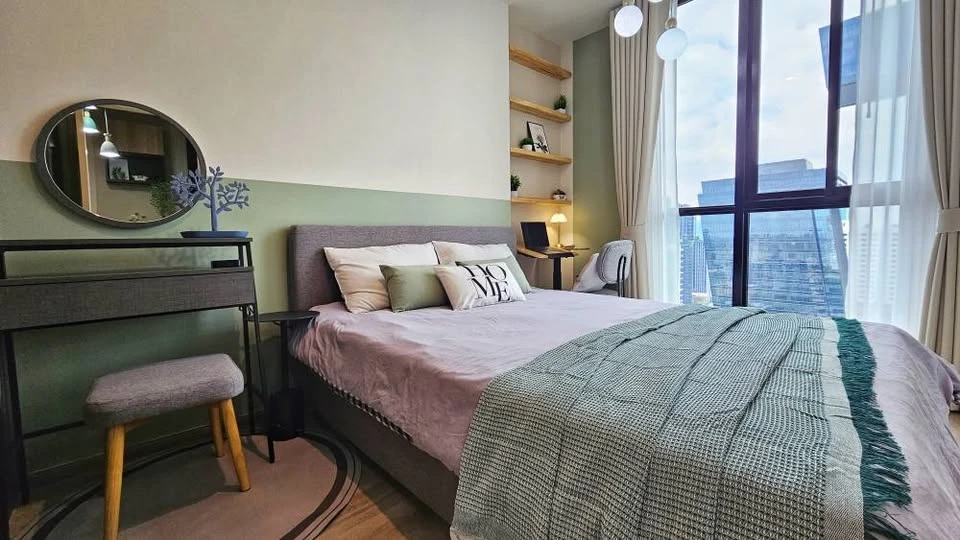 For rent: Noble Nue District R9, 1 bedroom, 1 bathroom, decorated in a cool color scheme, fully furnished, beautiful view from a high floor, reserve n