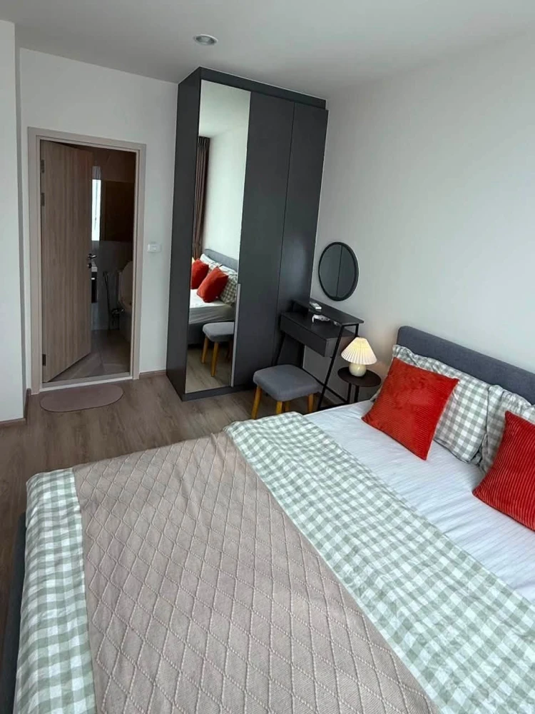 For rent: Noble Nue District R9, 1 bedroom, 1 bathroom, fully furnished. Just bring your bags and move in!