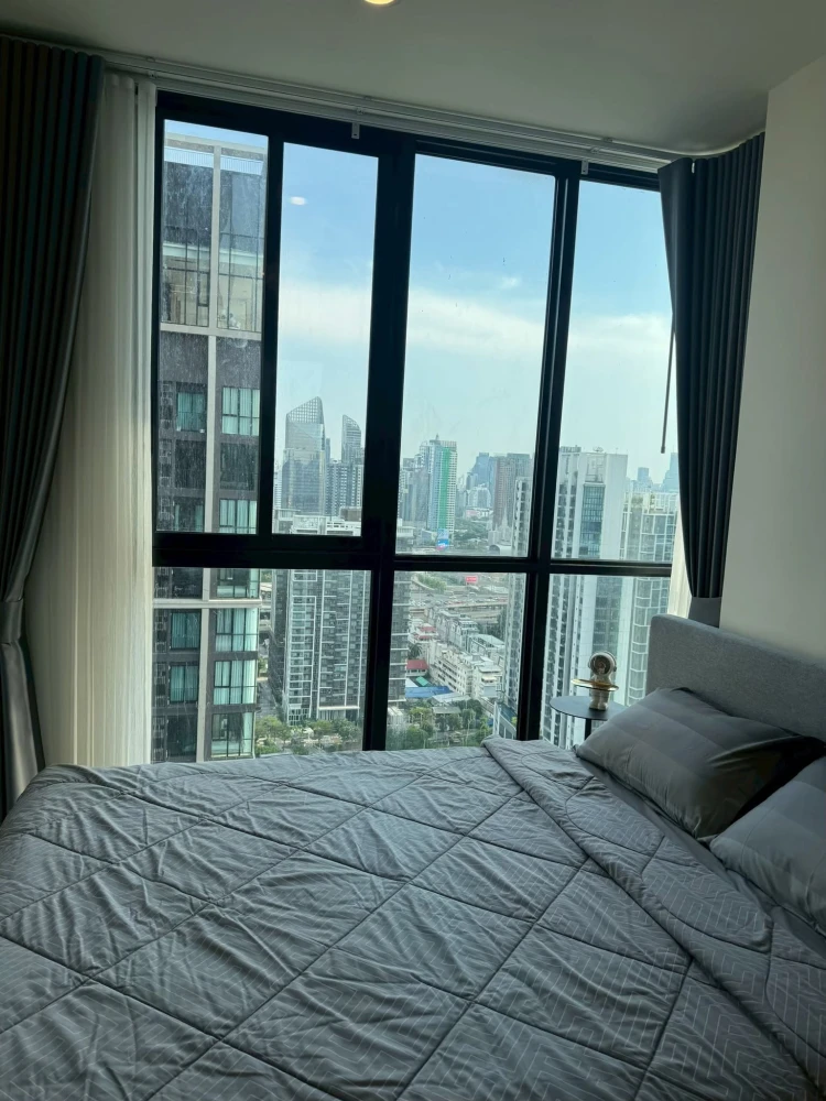 For rent: Noble Nue District R9, 2 bedrooms, 2 bathrooms, beautiful open views, spacious living area. Book now, don't miss out!