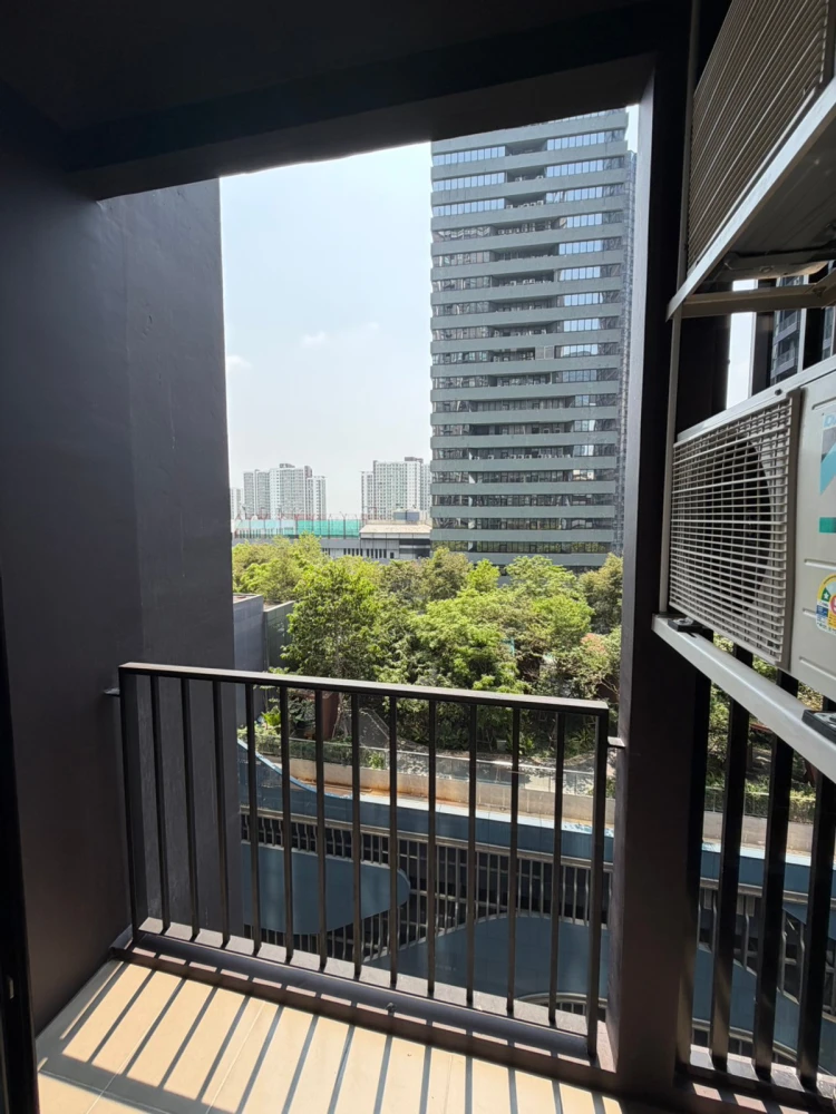 For rent: Noble Nue District R9, 12th floor, fully furnished, very livable. Interested? Book now before it's too late!