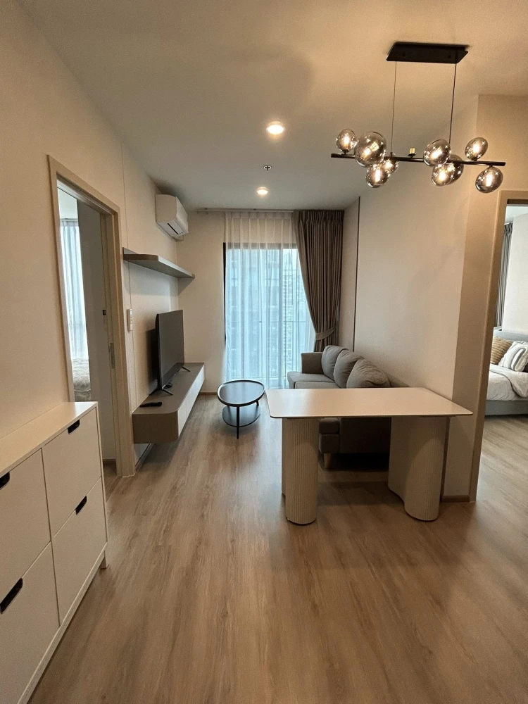 For rent: Noble Nue District R9, 17th floor, corner room, fully furnished, nice to live in, reserve now, don't miss out.
