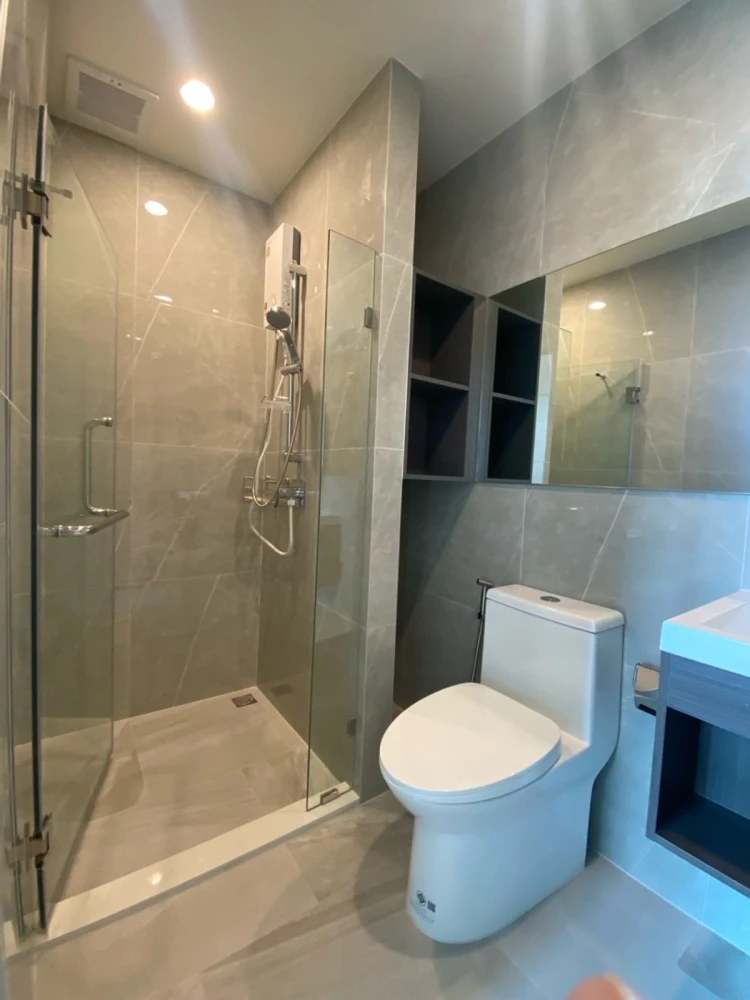 For rent: Noble Nue District R9, 9th floor, fully furnished unit. Very comfortable and ready to move in. Book now! Don't miss out!