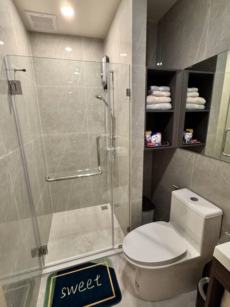 For rent Noble Nue District R9, nice room, high floor, full facilities, book now, don't miss out++
