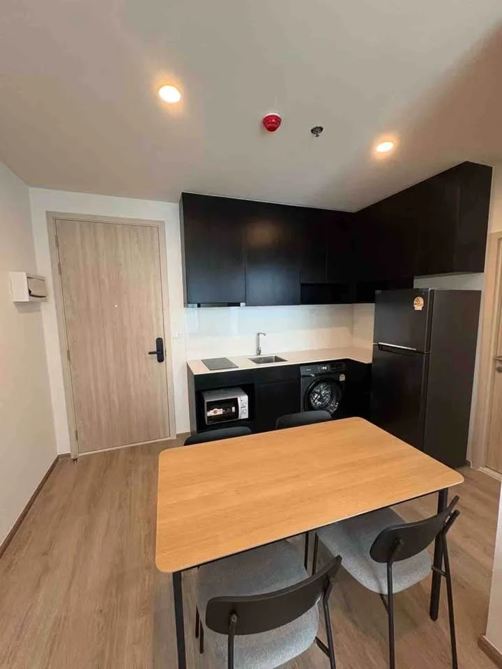 For rent: Noble Nue District Rama 9. Spacious room on the 22nd floor with great views. Book now, don't wait!