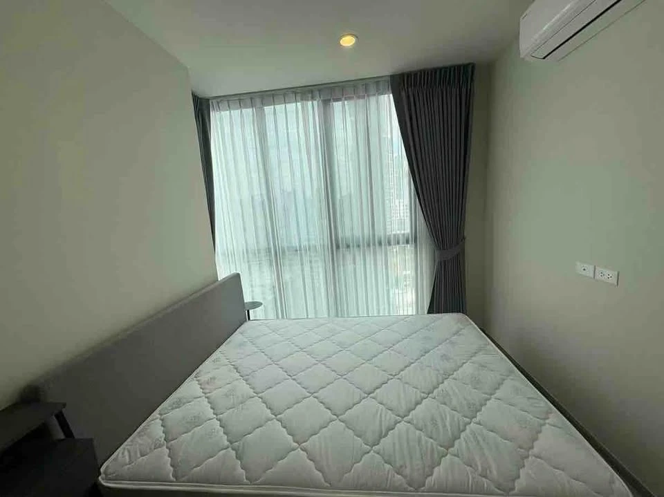 For rent: Noble Nue District Rama 9. Spacious room on the 22nd floor with great views. Book now, don't wait!