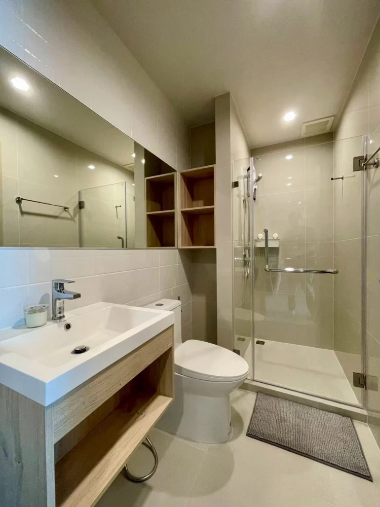 For rent: Noble NUE Mega Plus Bangna. Spacious rooms with ample living space at a great price. Book today! Don't miss out!