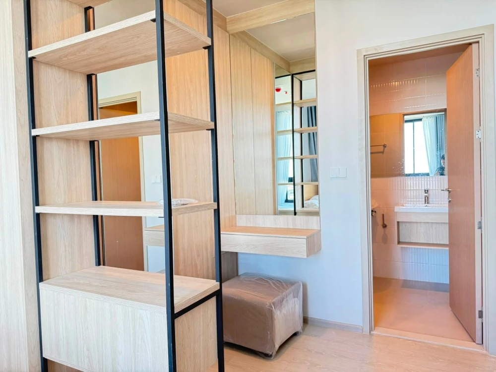 For rent: Noble NUE Mega Plus Bangna, 10th floor, fully furnished. Prime location, convenient transportation. Book now!