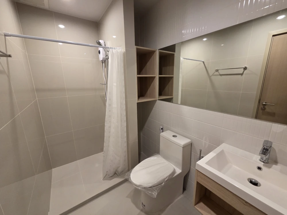 For rent: Noble NUE Mega Plus Bangna, east-facing room, not hot in the sun, ready to move in, hurry and book now before you miss out!!