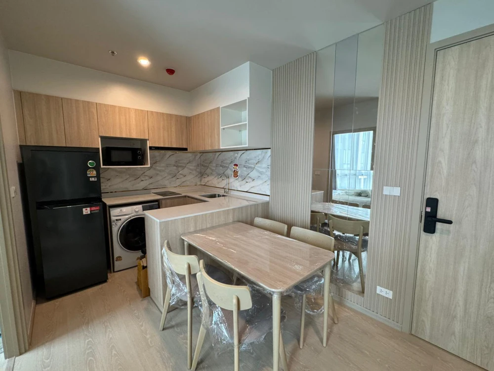 Noble NUE Mega Plus Bangna for rent, nice room, built-in headboard, beautiful view from high floor, reserve now!