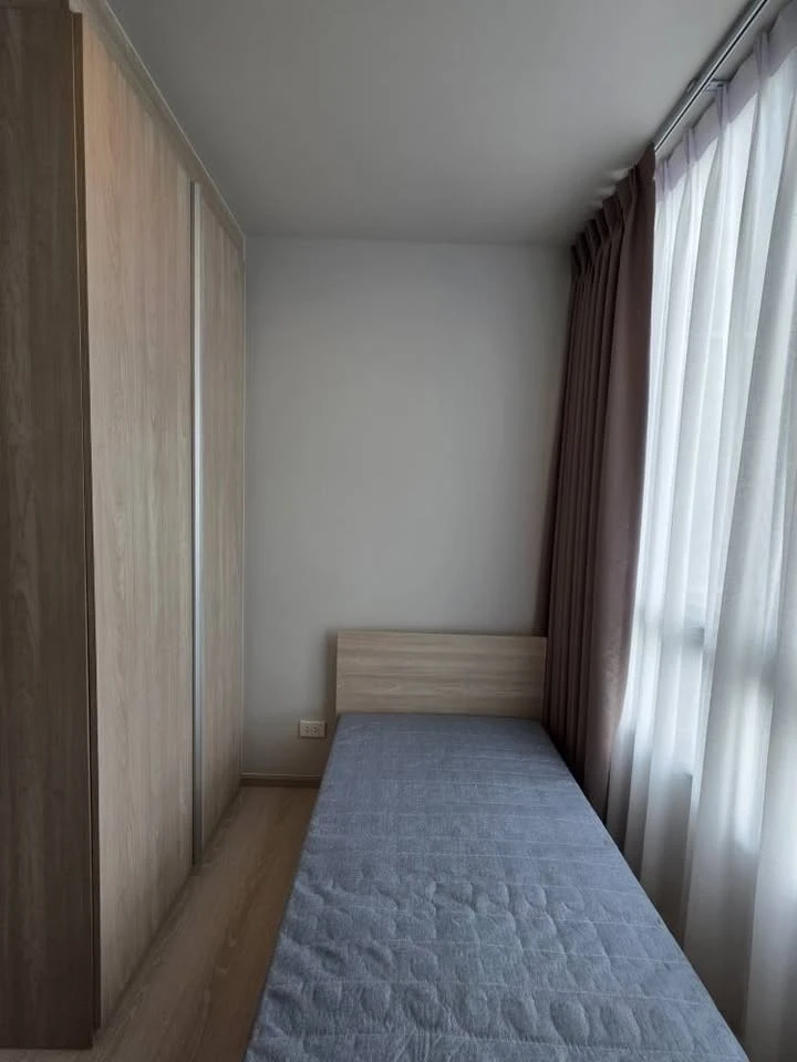 Noble NUE Mega Plus Bangna for rent, a lovely room with complete furniture and appliances. Just bring your bags and move in!