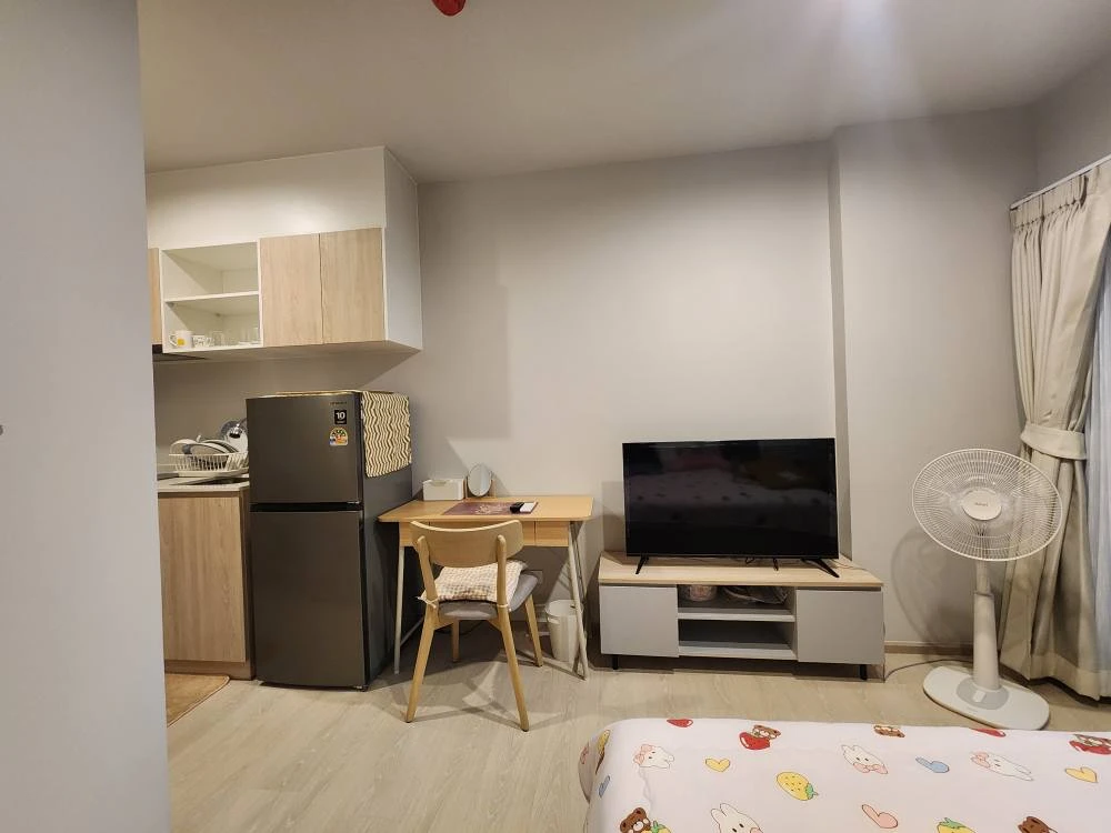 For rent: Noble NUE Mega Plus Bangna. Nice room, fully furnished with appliances, affordable price, and unobstructed view. Book now before it's too la