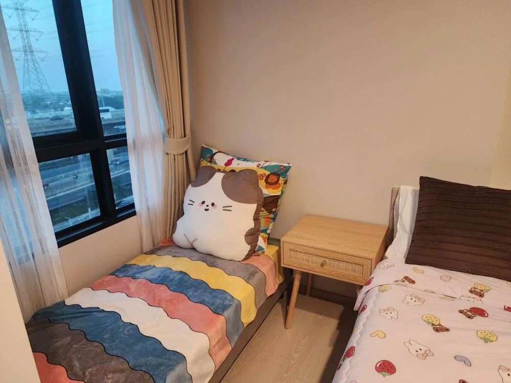 For rent: Noble NUE Mega Plus Bangna. Nice room, fully furnished with appliances, affordable price, and unobstructed view. Book now before it's too la