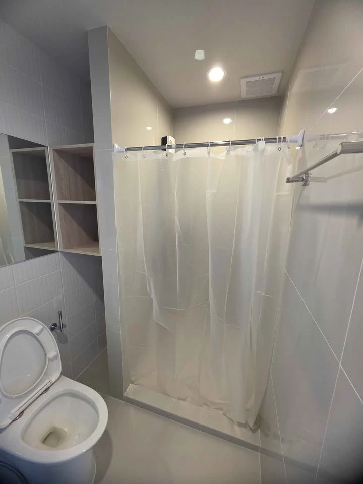 For rent: Noble NUE Mega Plus Bangna, ready to move in, furnished, complete with electrical appliances. Hurry and book now.
