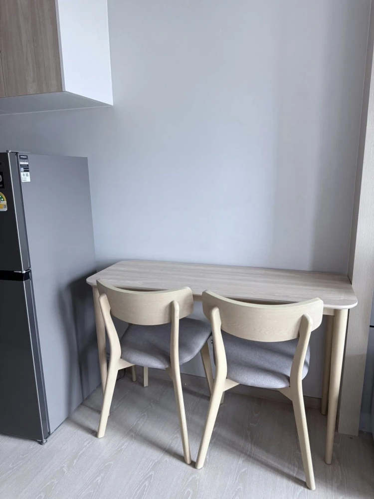 For rent: Noble NUE Mega Plus Bangna, studio room, built-in headboard, fully furnished, hurry and book now.