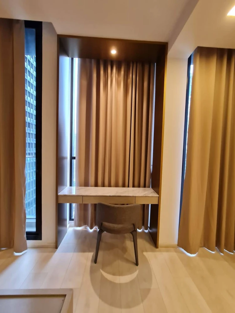For rent Noble Ploenchit, high floor, large room, beautifully decorated, open layout, book now