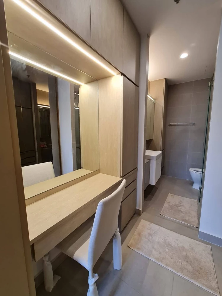 For rent Noble Ploenchit, high floor, large room, beautifully decorated, open layout, book now
