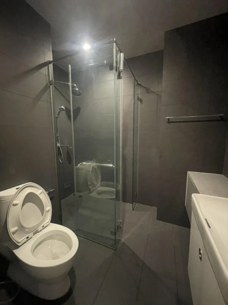 2-bedroom condo for rent at Noble Ploenjit, fully furnished. Book now!