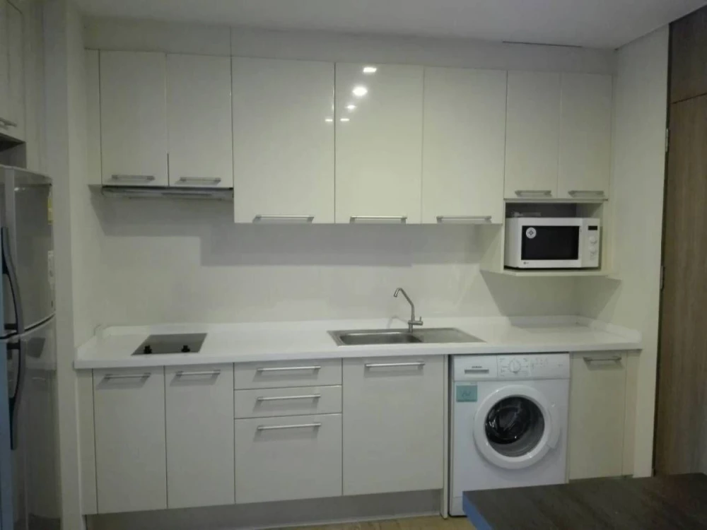 For rent: Noble Remix Sukhumvit 36, 15th floor, fully furnished unit, very livable. Book now!