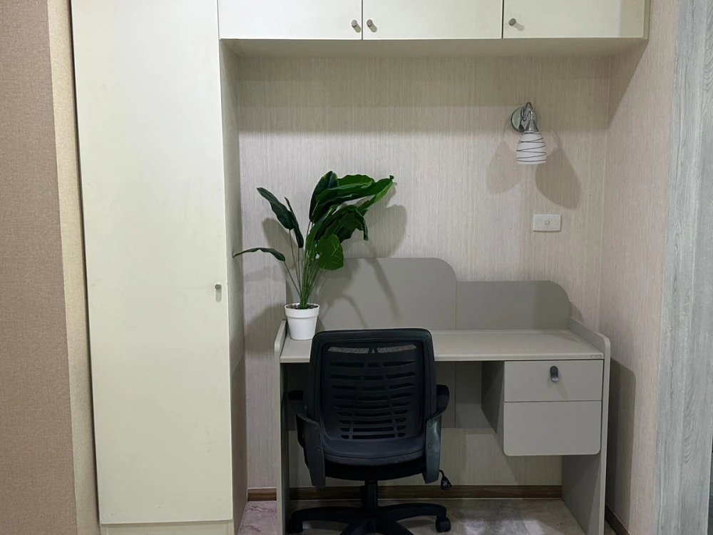 For rent: Noble Remix Sukhumvit 36, 23rd floor, fully furnished, very livable. Book now!