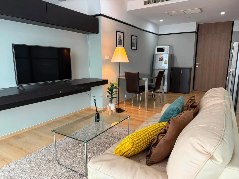 Noble Remix for rent, fully furnished, stylish and very livable. Don't just look, book now!