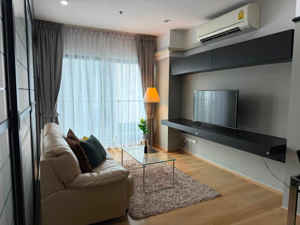 Noble Remix for rent, fully furnished, stylish and very livable. Don't just look, book now!