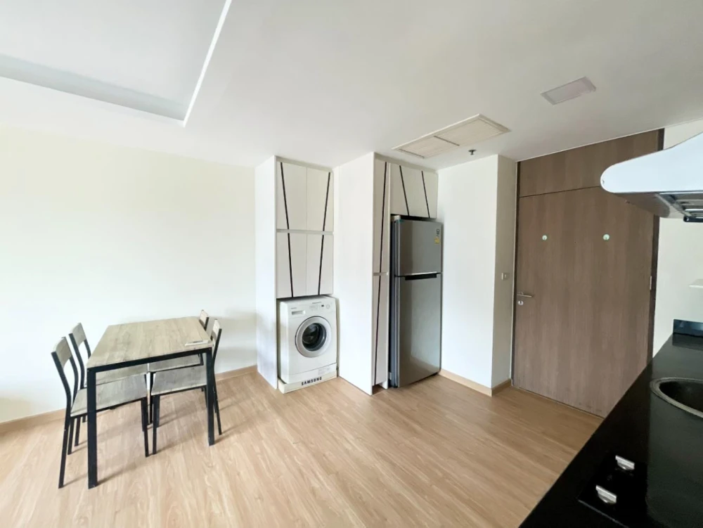 Noble Remix Sukhumvit 36 ​​for rent, 2 bedrooms, 2 bathrooms, very high floor, fully furnished, interested, reserve now.