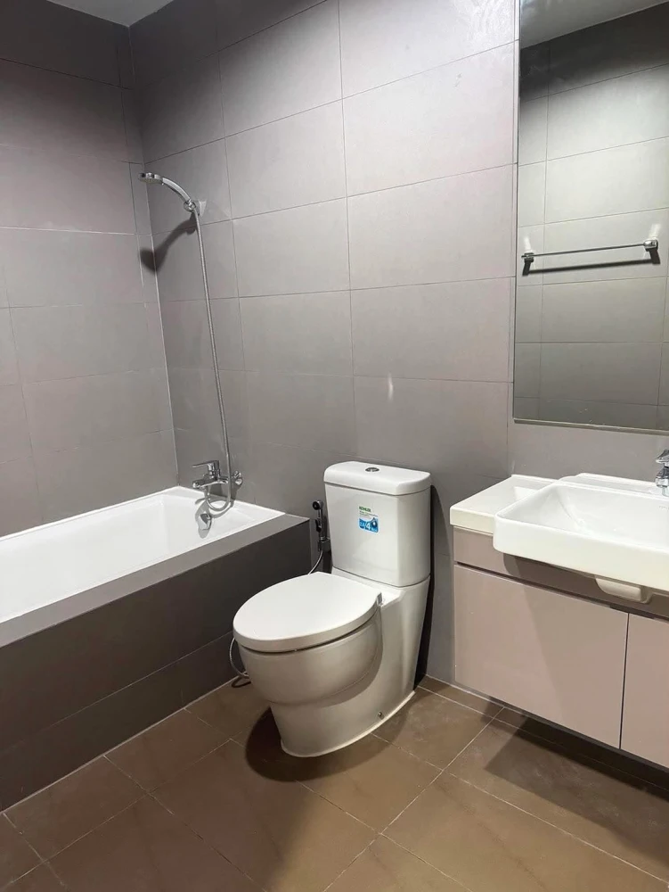 Noble Revent condo for rent, 11th floor, fully furnished with appliances. Book now, don't wait!