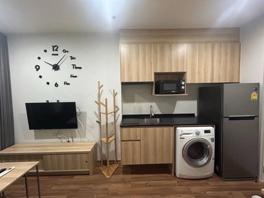 For rent: Noble Revolve Ratchada 2, 1 bedroom, 1 bathroom, open view, not blocked, see the city view from a high floor, book now.