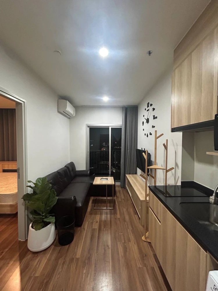 For rent: Noble Revolve Ratchada 2, 1 bedroom, 1 bathroom, open view, not blocked, see the city view from a high floor, book now.