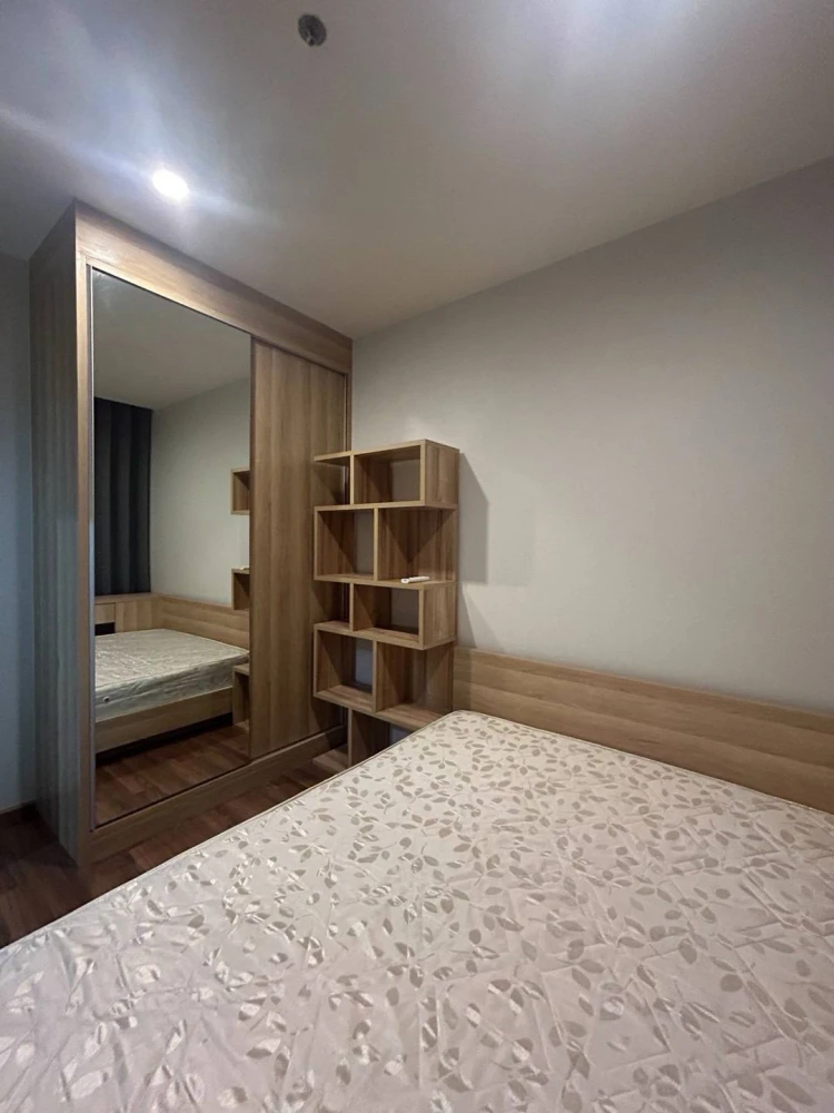 For rent: Noble Revolve Ratchada 2, 1 bedroom, 1 bathroom, open view, not blocked, see the city view from a high floor, book now.