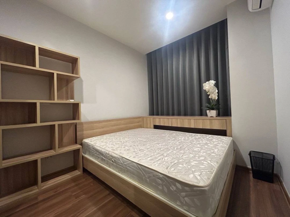For rent: Noble Revolve Ratchada 2, 1 bedroom, 1 bathroom, open view, not blocked, see the city view from a high floor, book now.