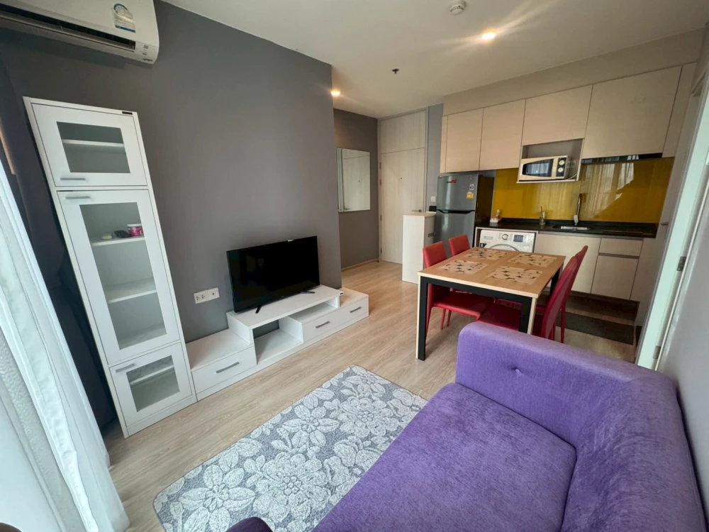 For rent: Noble Revolve Ratchada 2, 20th floor, Ratchada Road view, no blocked view, all 3 rooms can see the view, move in now!
