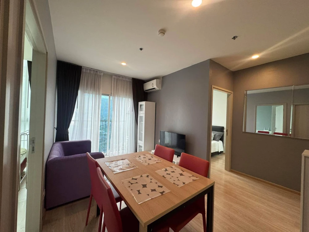 For rent: Noble Revolve Ratchada 2, 20th floor, Ratchada Road view, no blocked view, all 3 rooms can see the view, move in now!
