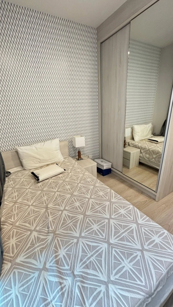 Noble Revolve Ratchada for rent, beautiful room, fully furnished, high floor, city view, great price, hurry and book before it's gone.