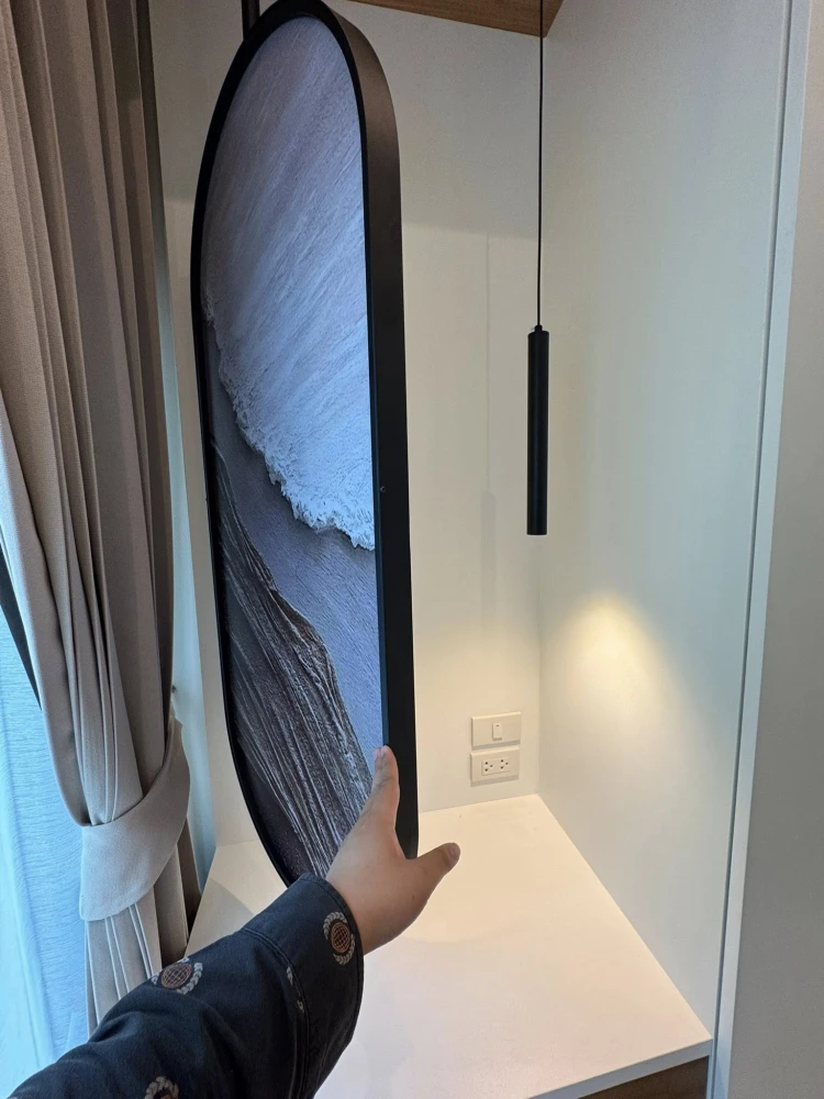 For rent: Noble Revolve Ratchada. 4-meter high ceilings, almost entirely built-in furniture, designed for practicality and comfort.