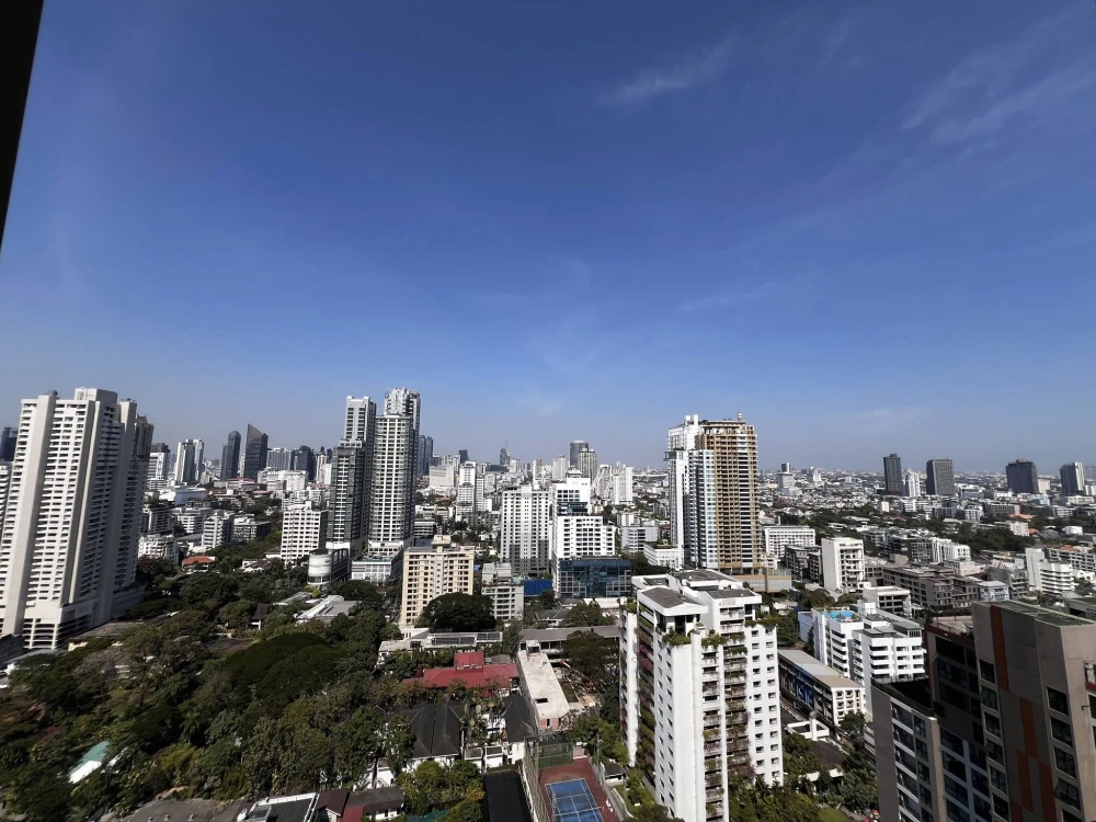 For rent sell: Noble State 39, 2 bedrooms, fully furnished with high-quality built-in furniture, beautiful unblocked views. Don't miss out!