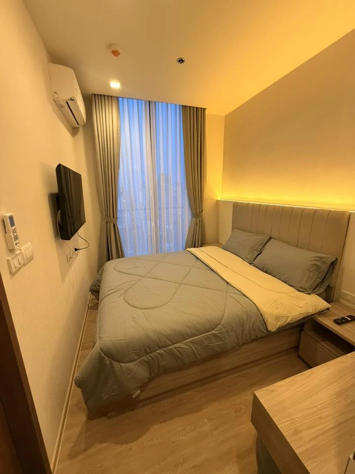 For rent: Noble State 39, 3 bedrooms, spacious living area, high-quality built-in furniture. Book now!