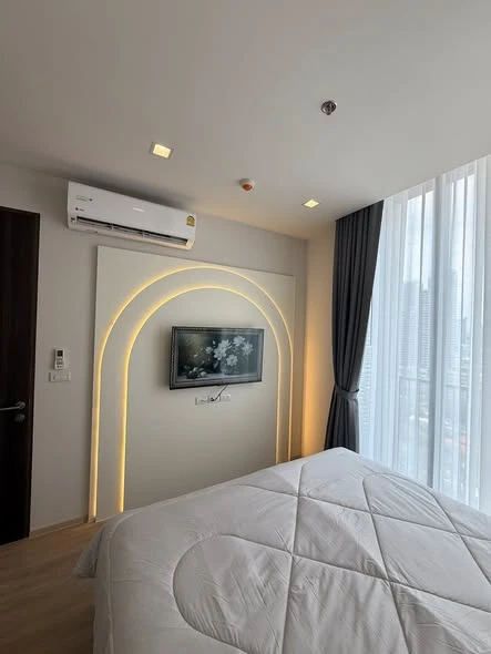 For rent: Noble State 39, 3 bedrooms, spacious living area, high-quality built-in furniture. Book now!