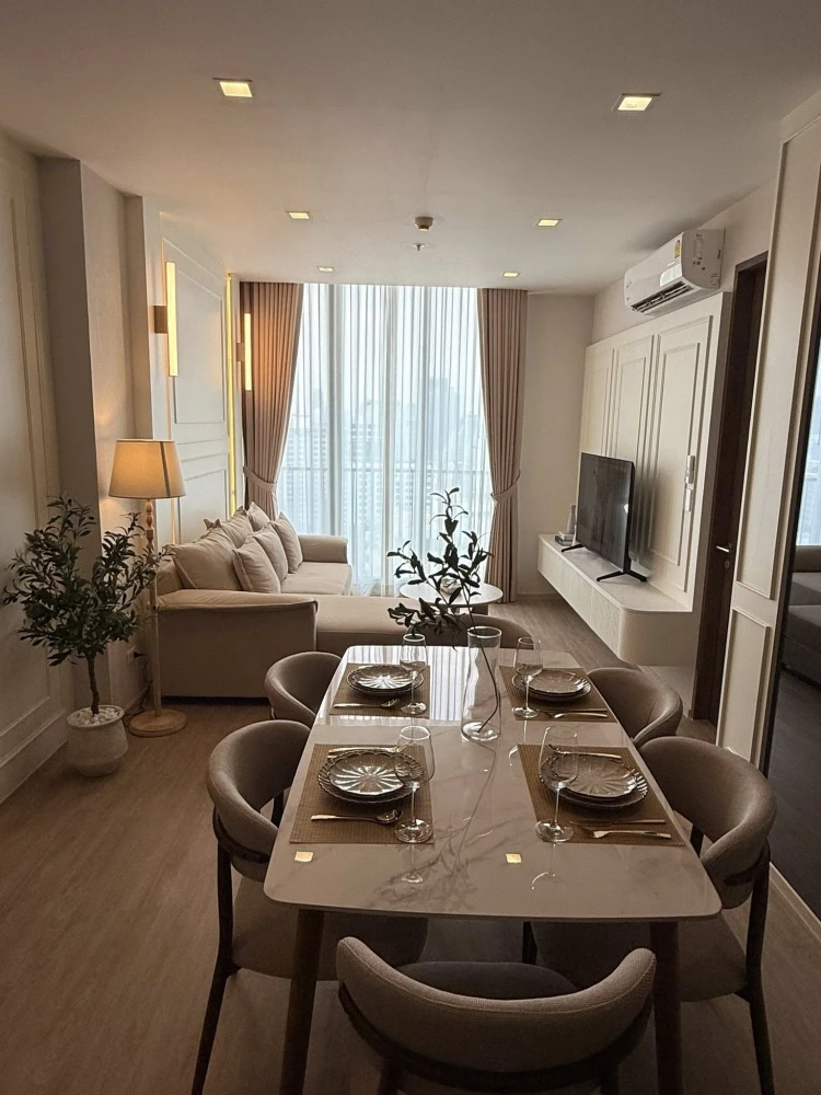 For rent: Noble State 39, 3 bedrooms, spacious living area, high-quality built-in furniture. Book now!