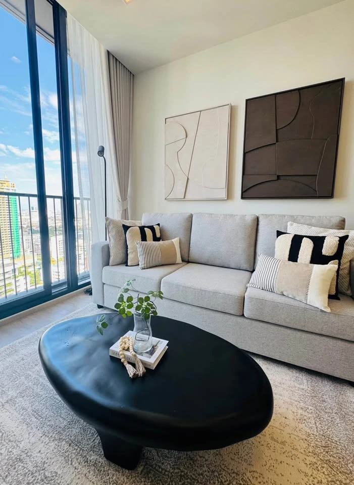 For rent: Noble State 39, a modern and cozy 2-bedroom condo with unobstructed city views. Ready to move in.