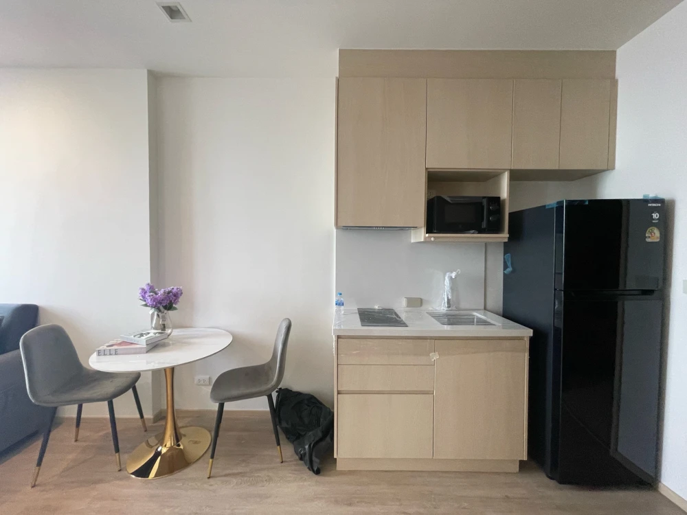 For Rent: Noble State 39, 32nd floor. Fully furnished and inviting—book now without delay!