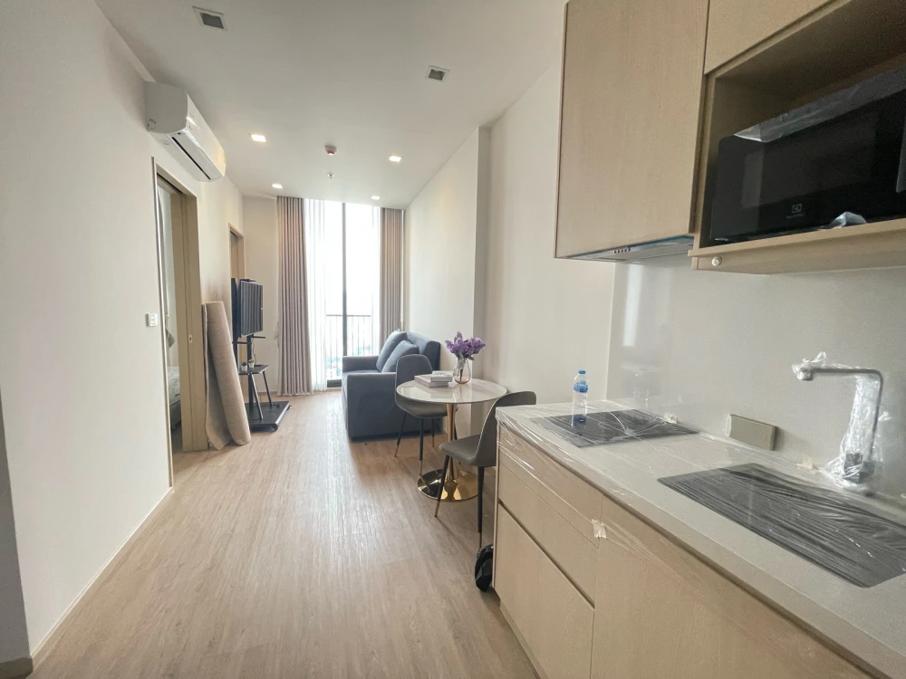 For Rent: Noble State 39, 32nd floor. Fully furnished and inviting—book now without delay!