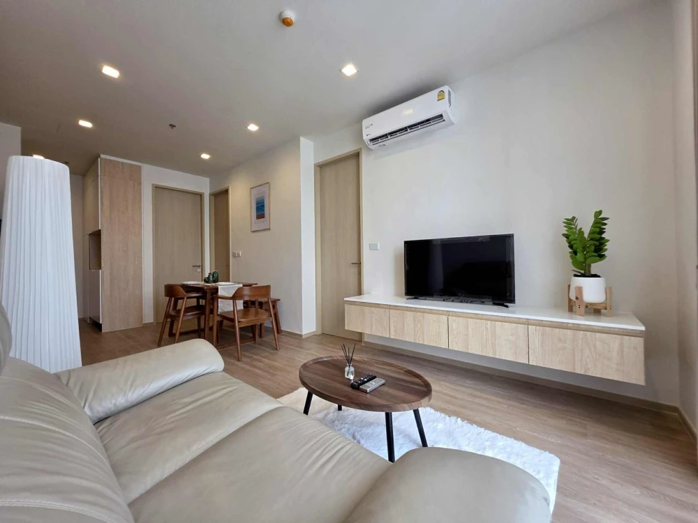 Noble State 39 for rent, spacious room, comfortable, high floor, fully furnished + complete electrical appliances, reserve now+++